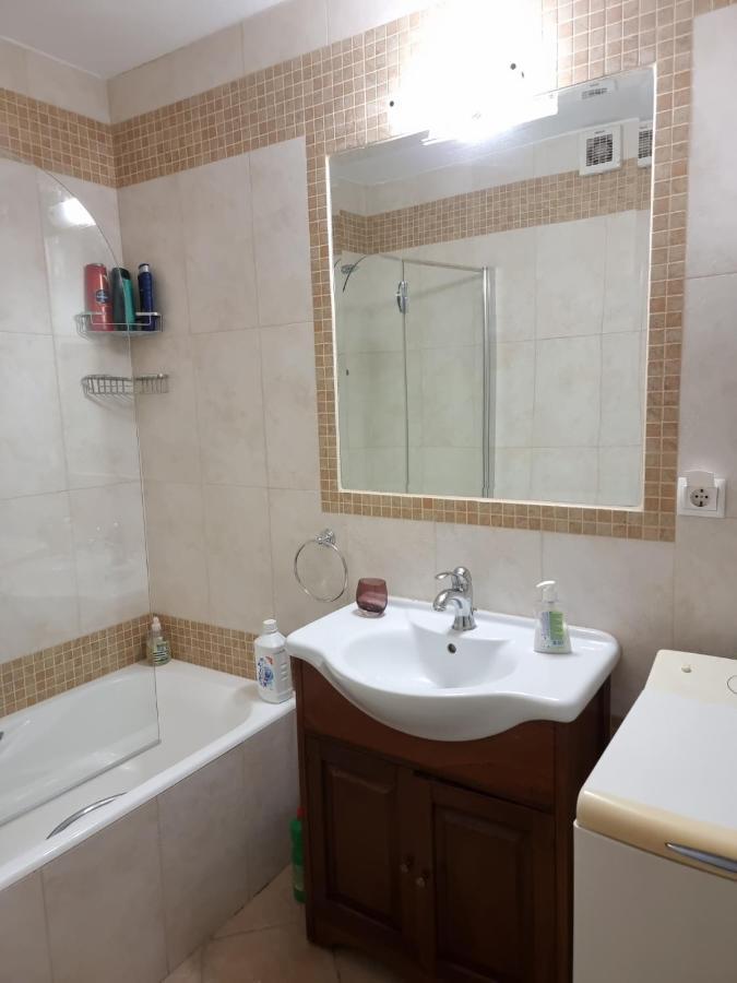 Ari'S Apartment Арахова Экстерьер фото